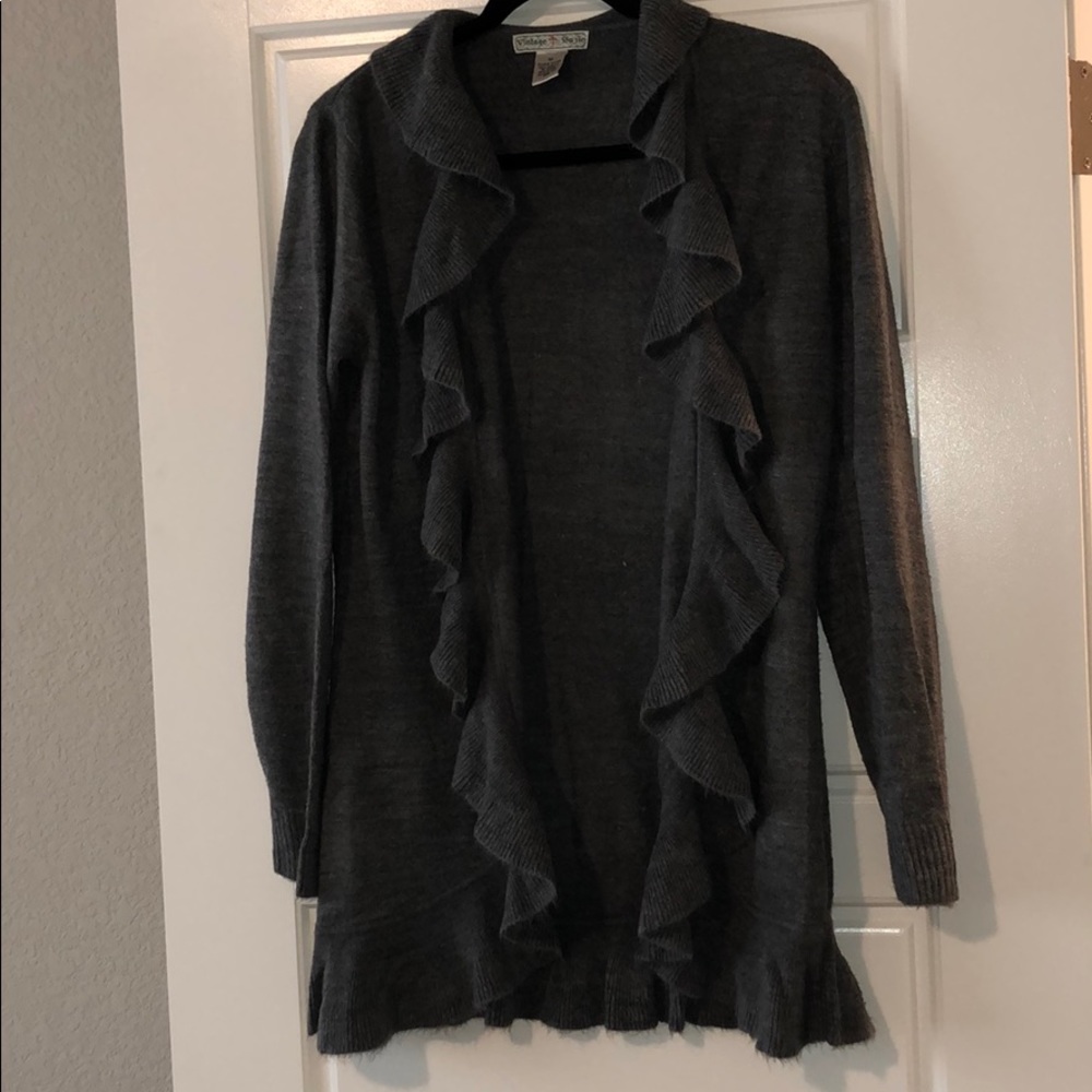 Ruffled cardigan